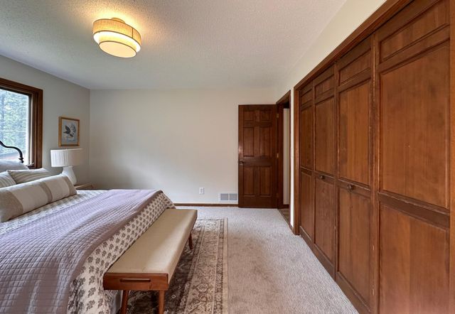 15106 E Vermillion Circle NE, Andover, MN 55304