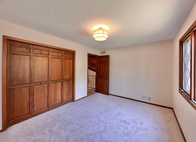 15106 E Vermillion Circle NE, Andover, MN 55304