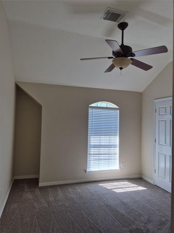 2330 Lord Nelson Drive, Seabrook, TX 77586