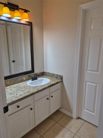 2330 Lord Nelson Drive, Seabrook, TX 77586