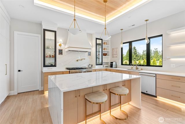 8636 Ashbury Court, Blaine, WA 98230