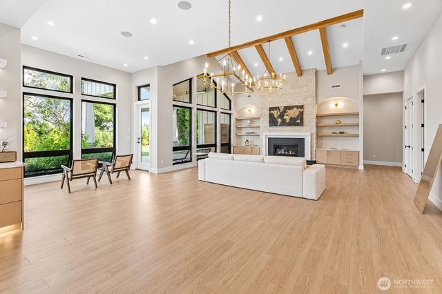 8636 Ashbury Court, Blaine, WA 98230