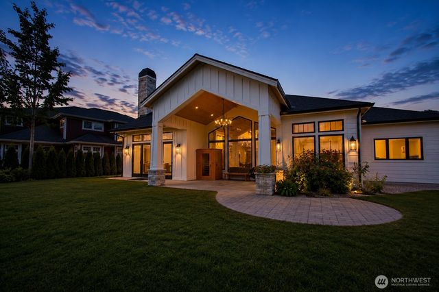 8636 Ashbury Court, Blaine, WA 98230
