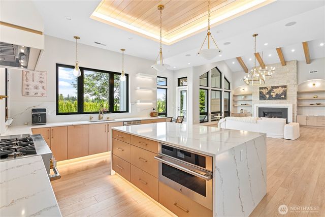 8636 Ashbury Court, Blaine, WA 98230