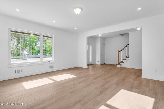 391 Southern Boulevard, Bayville, NJ 08721