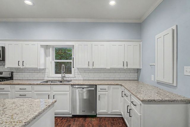 420 Forest Avenue, Shreveport, LA 71104