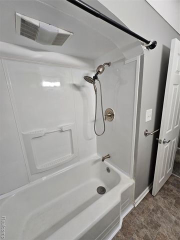 27519 Gilbert Drive, Warren, MI 48093