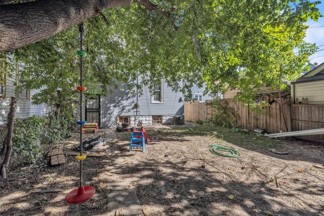 1961 S Congo AVENUE, Milwaukee, WI 53204