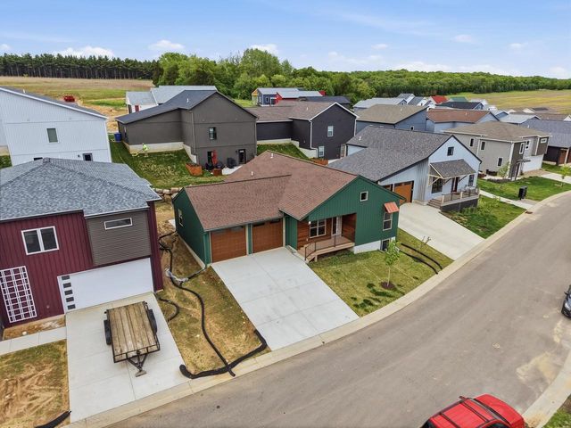 118 Boneset Avenue, Poynette, WI 53955