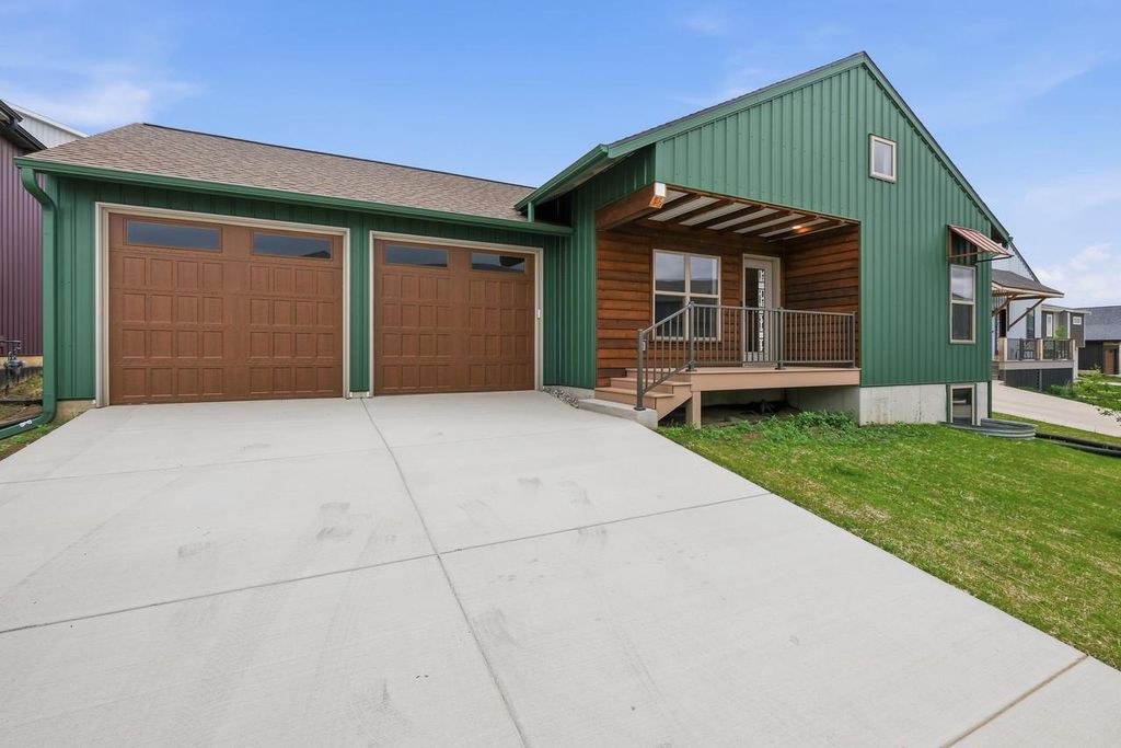118 Boneset Avenue, Poynette, WI 53955