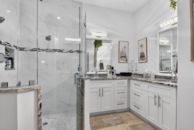 32 Monterey Pointe Drive, Palm Beach Gardens, FL 33418