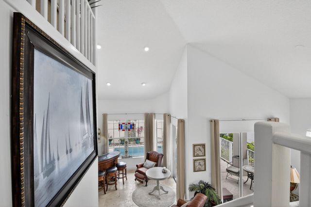 32 Monterey Pointe Drive, Palm Beach Gardens, FL 33418