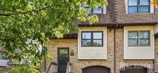 6101 N Oaks Boulevard N, North Brunswick, NJ 08902