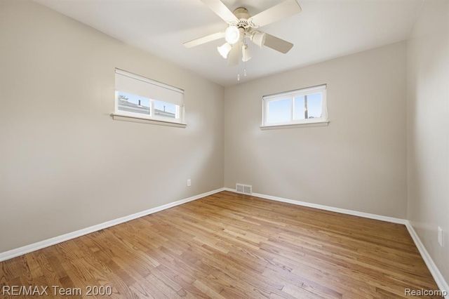 8512 Norborne Avenue, Dearborn Heights, MI 48127