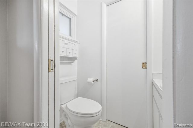 8512 Norborne Avenue, Dearborn Heights, MI 48127