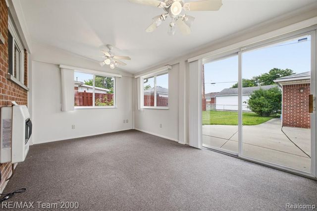 8512 Norborne Avenue, Dearborn Heights, MI 48127