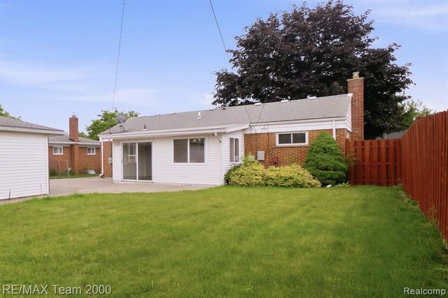 8512 Norborne Avenue, Dearborn Heights, MI 48127