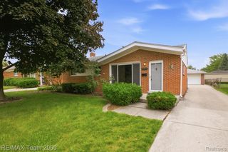 8512 Norborne Avenue, Dearborn Heights, MI 48127