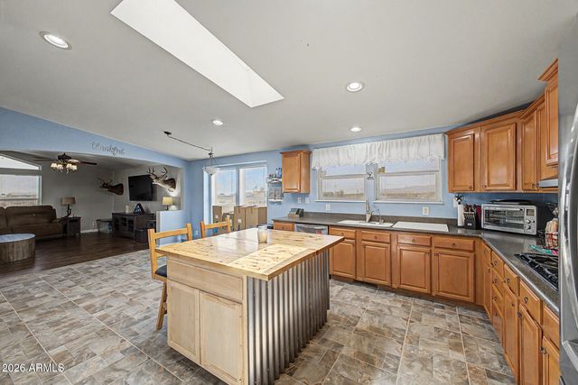 32015 N 223RD Avenue, Wittmann, AZ 85361