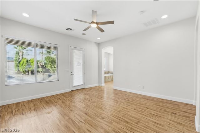 7763 Roaring Springs Circle, Las Vegas, NV 89113