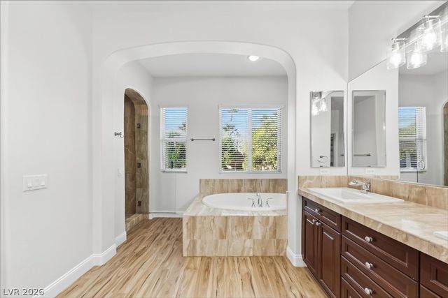 7763 Roaring Springs Circle, Las Vegas, NV 89113