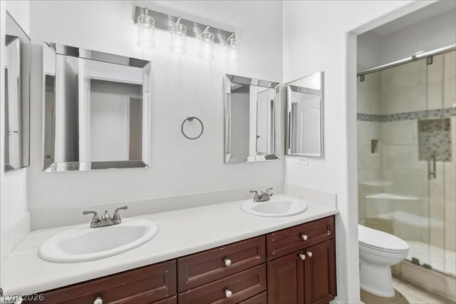 7763 Roaring Springs Circle, Las Vegas, NV 89113