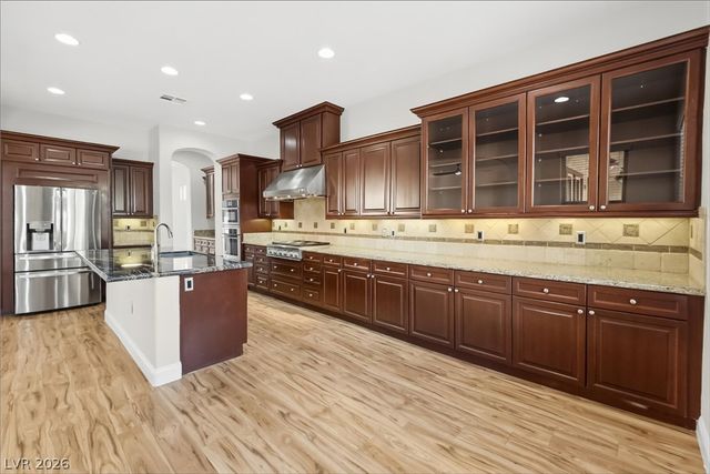 7763 Roaring Springs Circle, Las Vegas, NV 89113