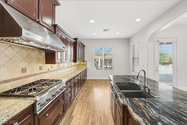 7763 Roaring Springs Circle, Las Vegas, NV 89113