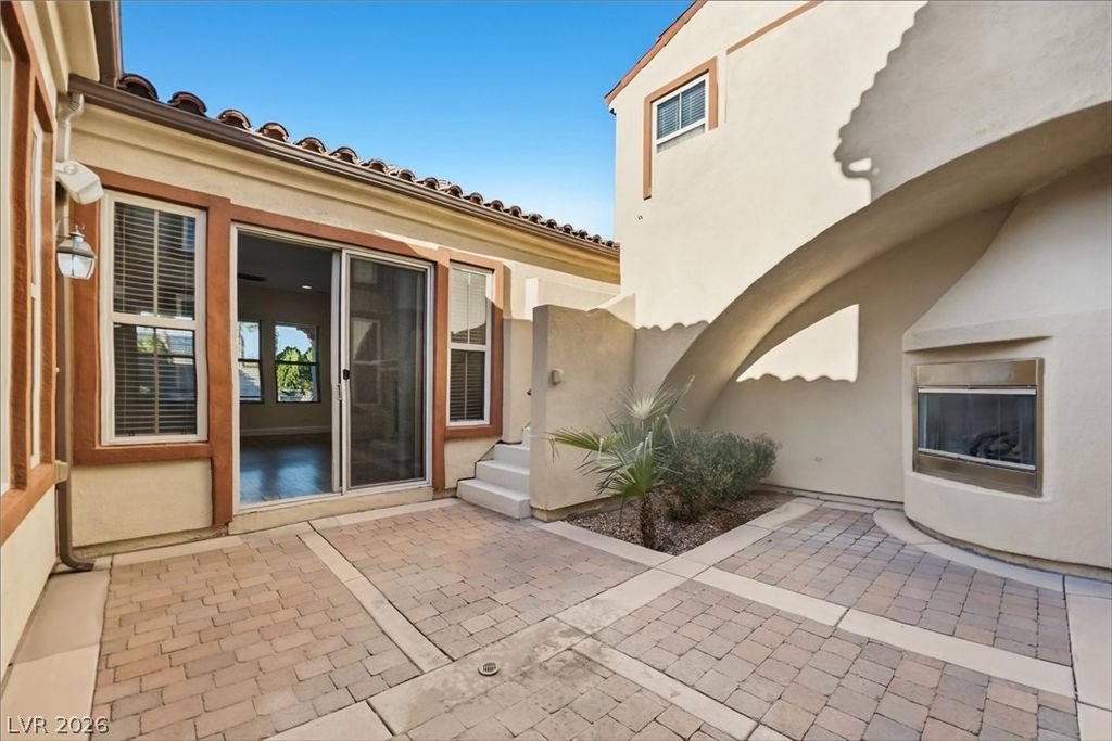 7763 Roaring Springs Circle, Las Vegas, NV 89113 — photo 2