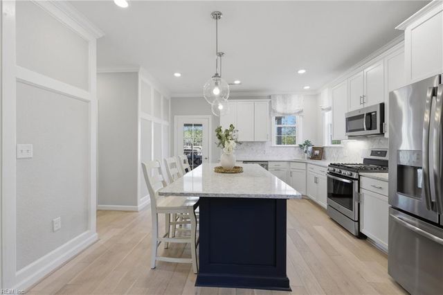 1942 Bexley LN, Chesapeake, VA 23322