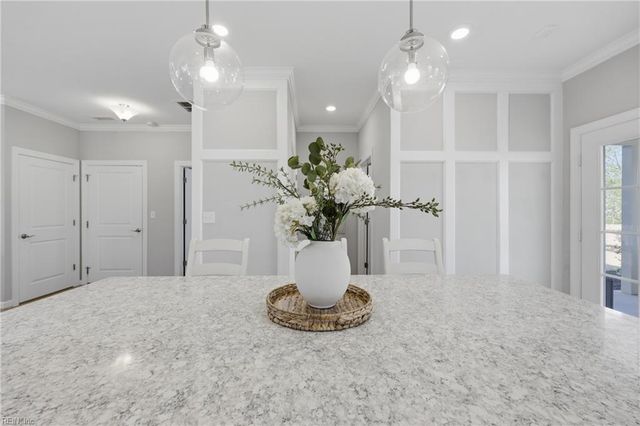 1942 Bexley LN, Chesapeake, VA 23322