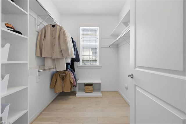 1942 Bexley LN, Chesapeake, VA 23322