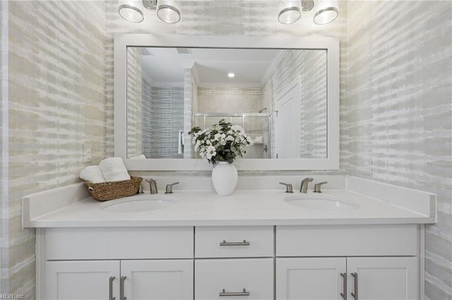 1942 Bexley LN, Chesapeake, VA 23322