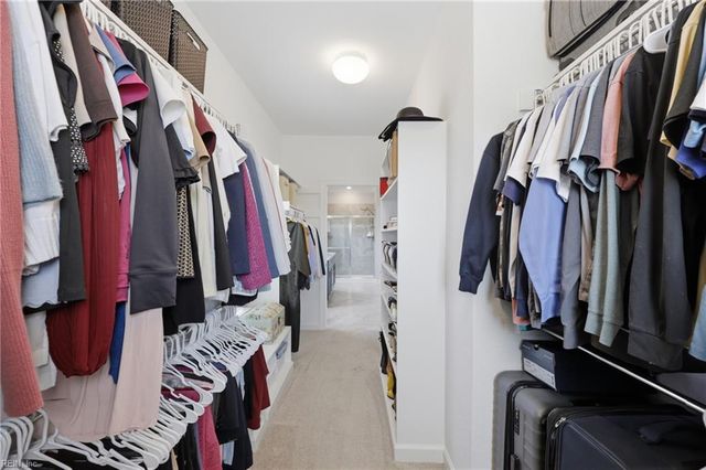 1942 Bexley LN, Chesapeake, VA 23322