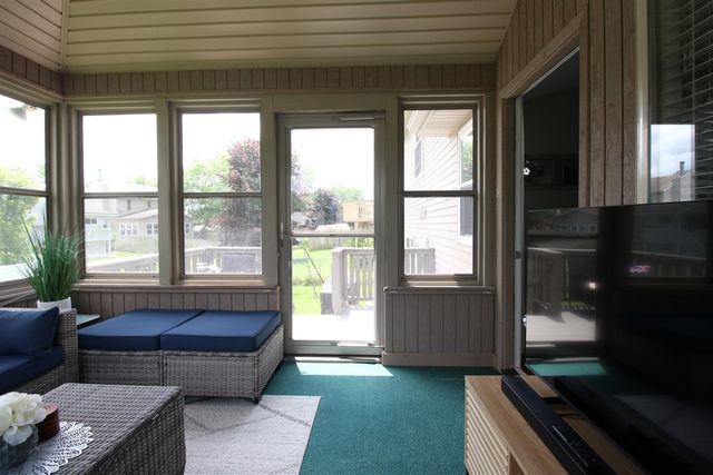 4570 Country Hill Drive, Kentwood, MI 49512