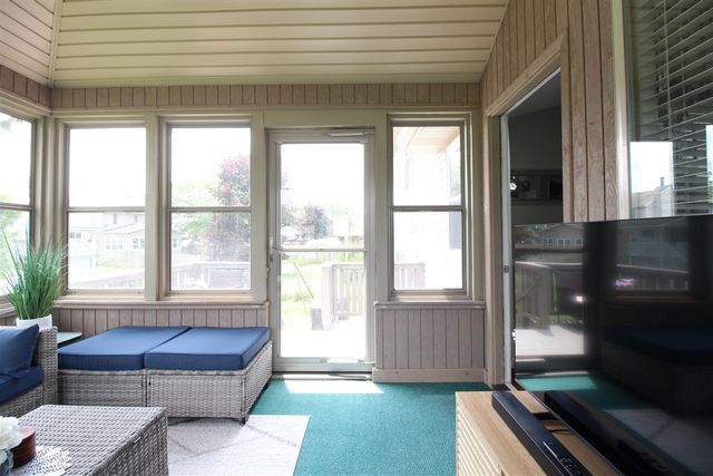 4570 Country Hill Drive, Kentwood, MI 49512
