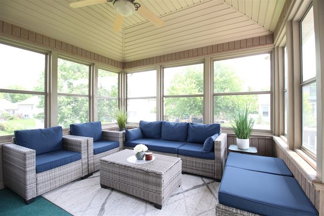 4570 Country Hill Drive, Kentwood, MI 49512