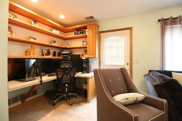 4570 Country Hill Drive, Kentwood, MI 49512