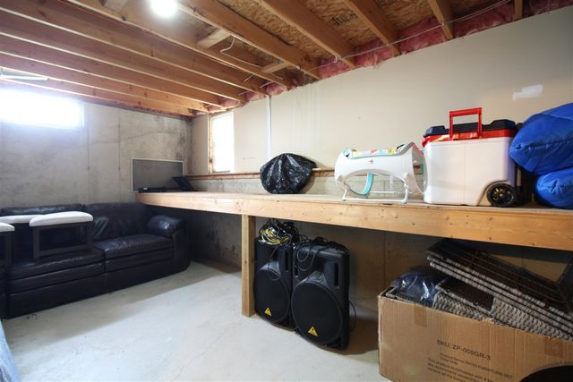 4570 Country Hill Drive, Kentwood, MI 49512