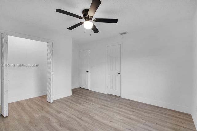 14230 SW 14th St, Davie, FL 33325