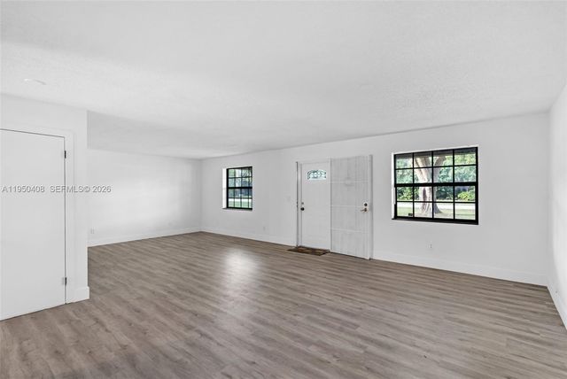 14230 SW 14th St, Davie, FL 33325