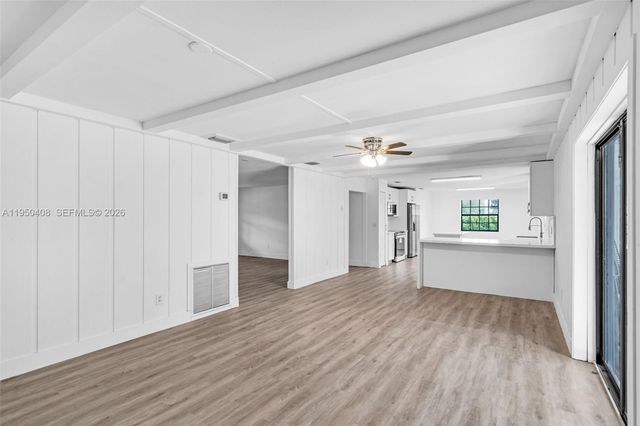 14230 SW 14th St, Davie, FL 33325