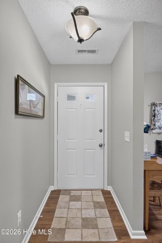 128 Red Bird Lane, Hampstead, NC 28443