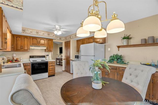 4373 Schmittwoods Court, Unincorporated, MO 63123