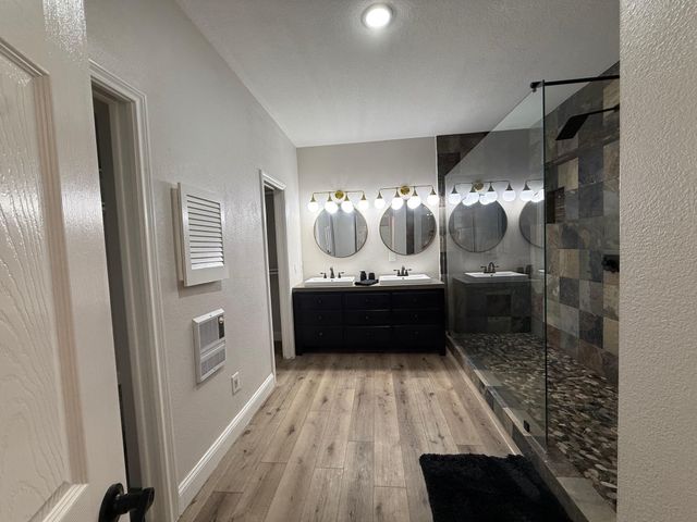 3157 Lancaster Lane, Port Neches, TX 77651