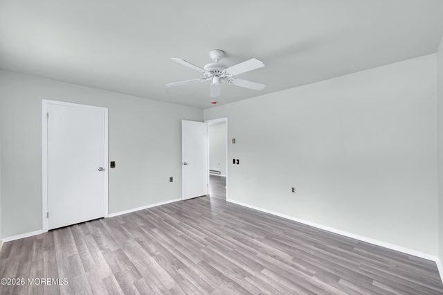8B Flintlock Lane, Whiting, NJ 08759