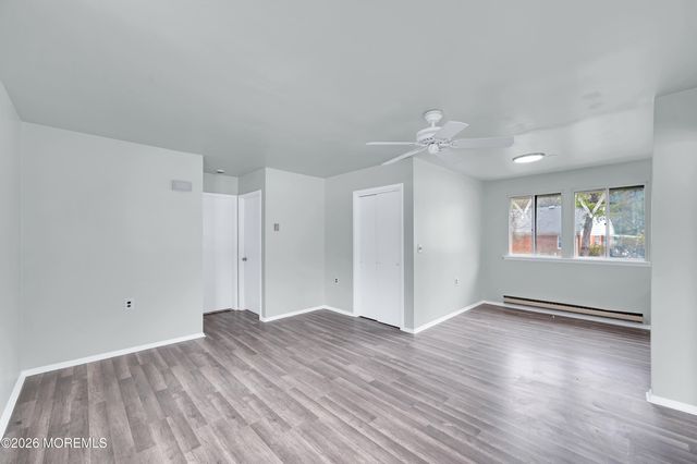8B Flintlock Lane, Whiting, NJ 08759