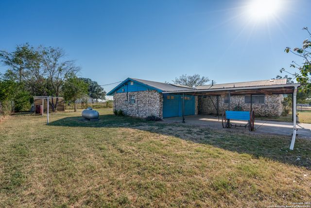 406 Sea Willow, Marion, TX 78124