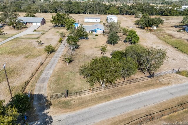 406 Sea Willow, Marion, TX 78124