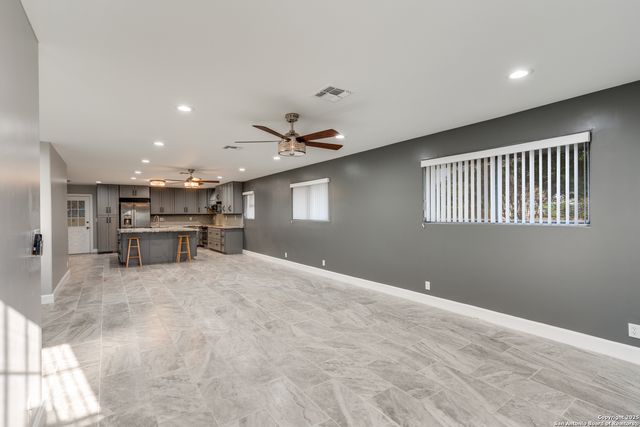 406 Sea Willow, Marion, TX 78124